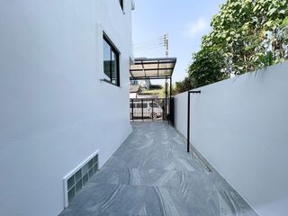 For sale 3 bedrooms townhouse in Mueang Chiang Mai, Chiang Mai