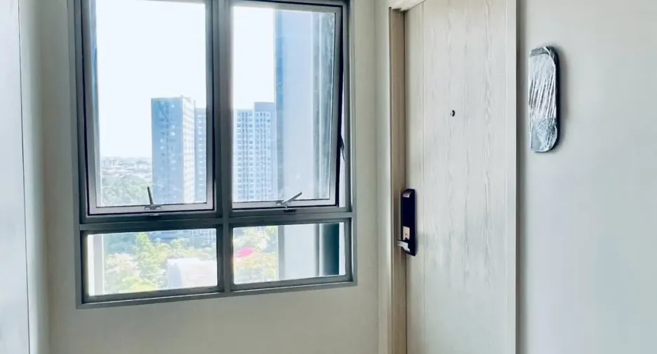 For sale and for rent studio condo in Chom Thong, Bangkok