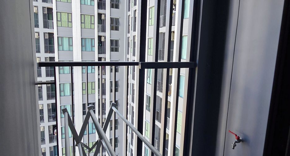 For rent studio condo in Khlong Toei, Bangkok