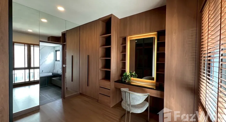 For rent 4 bedrooms house in Bang Phli, Samut Prakan