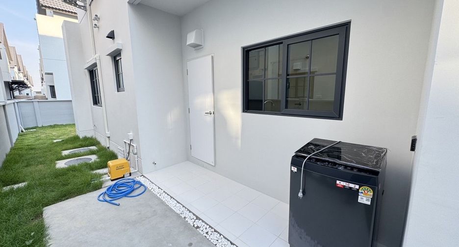 For rent 3 bedrooms house in Bang Phli, Samut Prakan