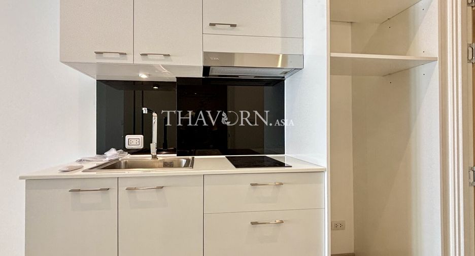 For sale studio condo in Bang Lamung, Chonburi