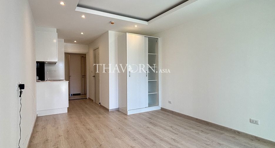 For sale studio condo in Bang Lamung, Chonburi