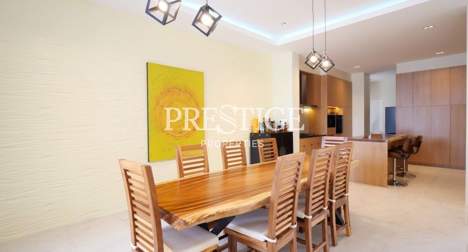 Haus zum Kauf mit 5 Zimmer in Bang Lamung, Chonburi