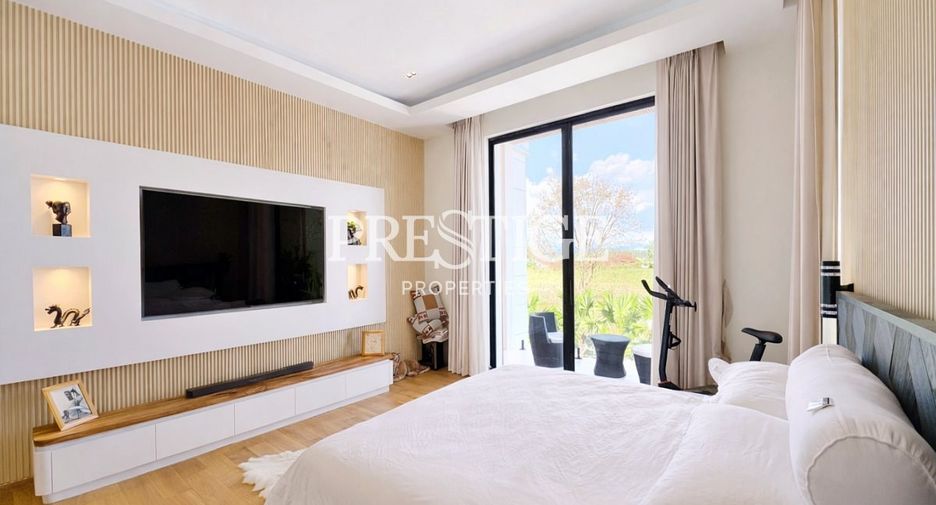 Haus zum Kauf mit 5 Zimmer in Bang Lamung, Chonburi