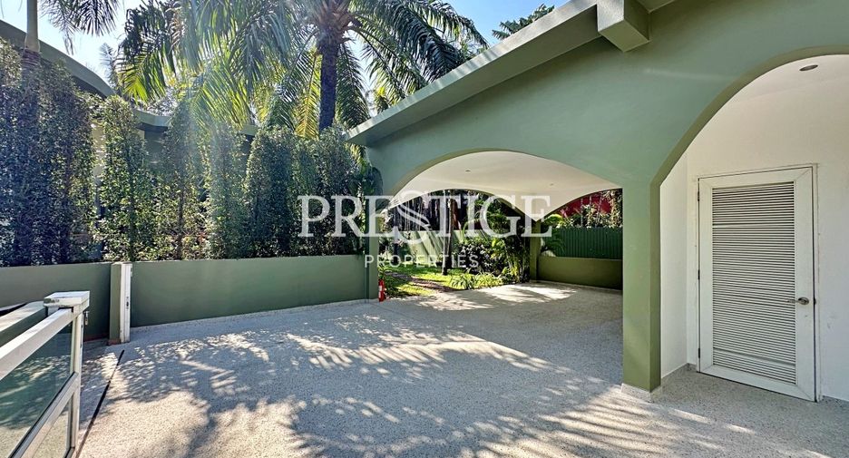For rent 2 bedrooms house in Bang Lamung, Chonburi