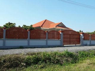 For sale 5 bedrooms house in San Pa Tong, Chiang Mai