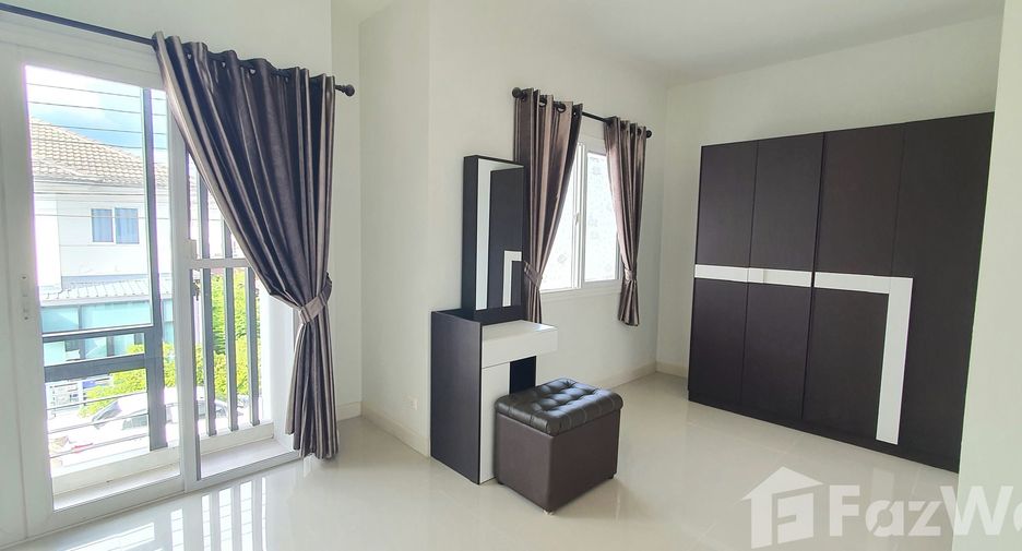 For rent 3 bedrooms house in Mueang Chiang Mai, Chiang Mai