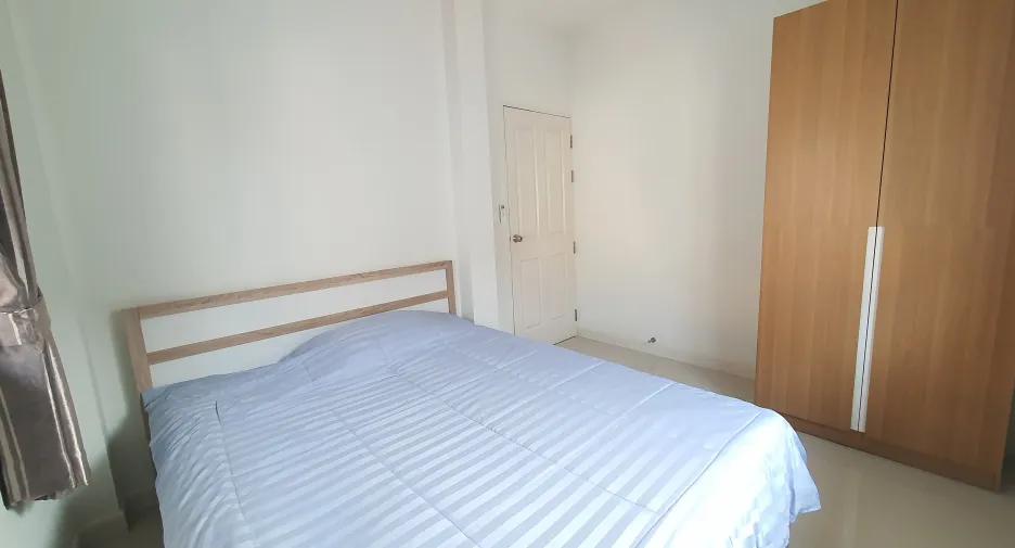 For rent 3 bedrooms house in Mueang Chiang Mai, Chiang Mai