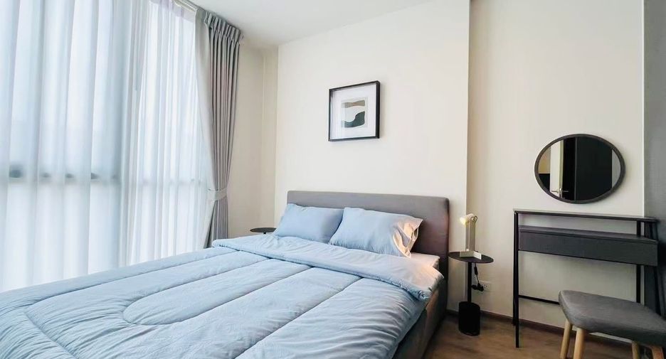 For rent 2 bedrooms condo in Huai Khwang, Bangkok
