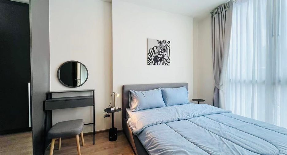 For rent 2 bedrooms condo in Huai Khwang, Bangkok