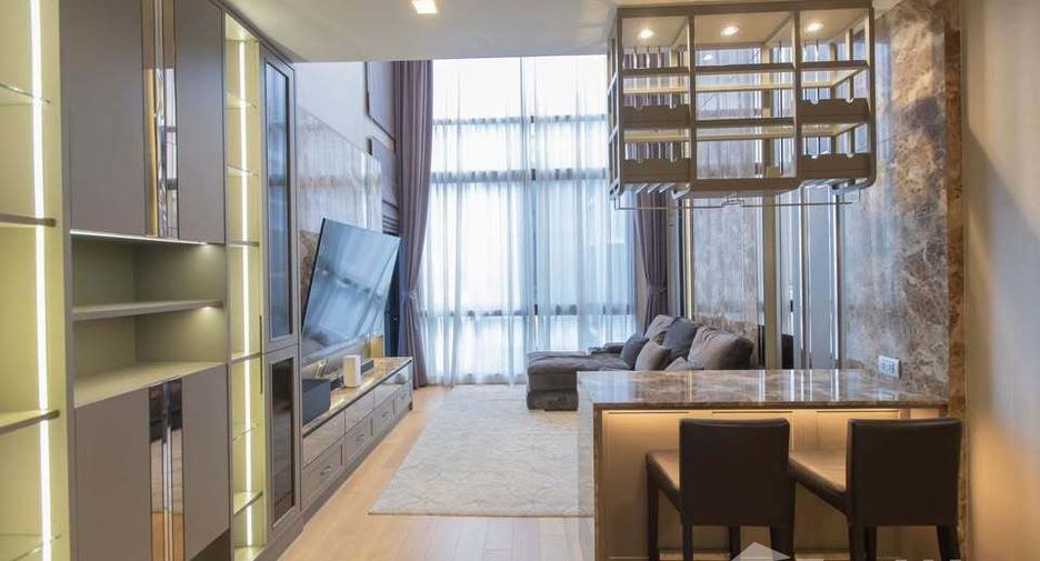 For rent 4 bedrooms house in Lat Phrao, Bangkok