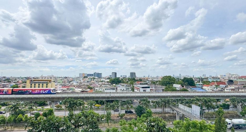 For rent 2 bedrooms condo in Thon Buri, Bangkok