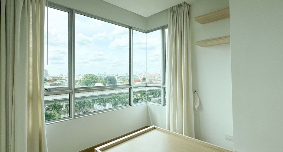 For rent 2 bedrooms condo in Thon Buri, Bangkok