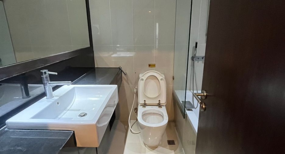 Condo en alquiler de 2 habitaciones en Sathon, Bangkok