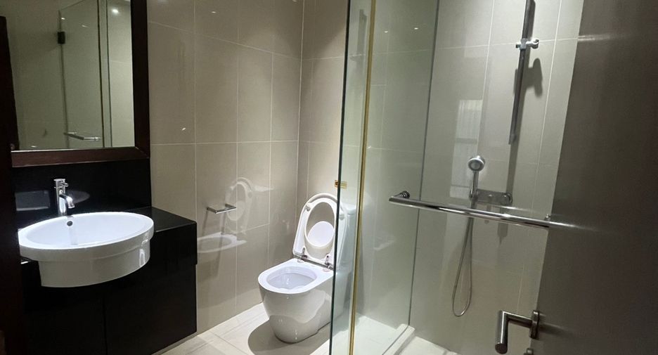 Condo en alquiler de 2 habitaciones en Sathon, Bangkok