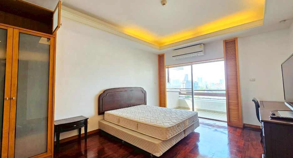 Condo en alquiler de 3 habitaciones en Sathon, Bangkok