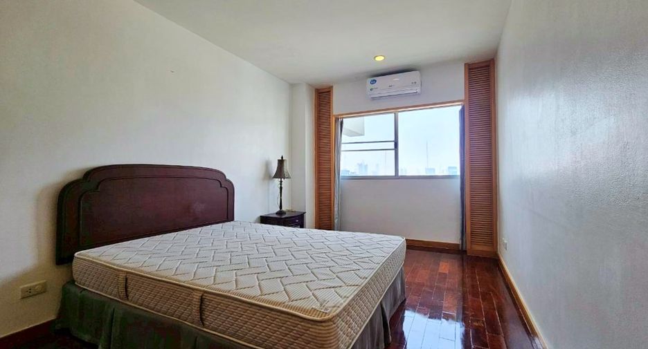 Condo en alquiler de 3 habitaciones en Sathon, Bangkok