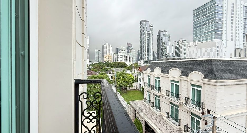 ให้เช่า 2 ห้องนอน บ้านเดี่ยว ใน วัฒนา, กรุงเทพฯ