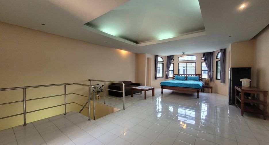 Reihenhaus zur Miete mit 3 Zimmer in Watthana, Bangkok