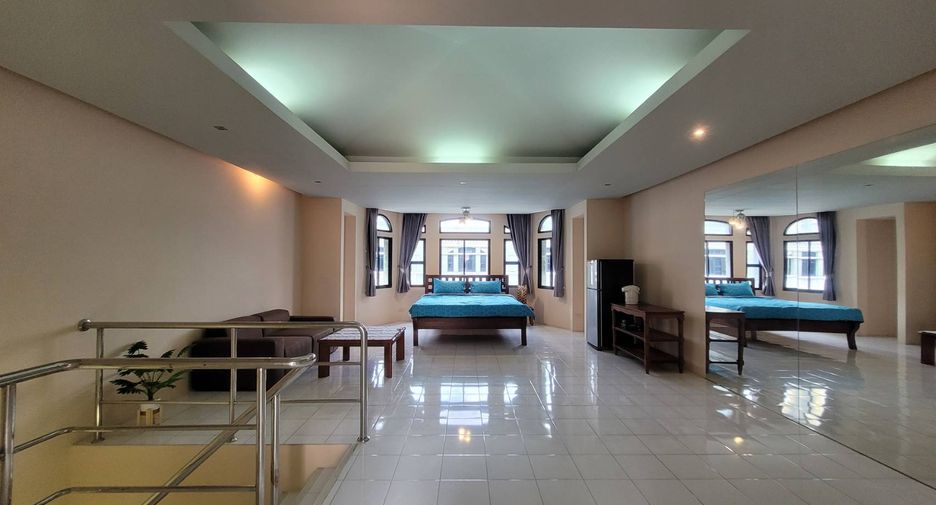 Reihenhaus zur Miete mit 3 Zimmer in Watthana, Bangkok
