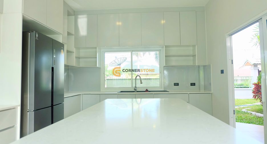 For rent 4 bedrooms house in Bang Lamung, Chonburi
