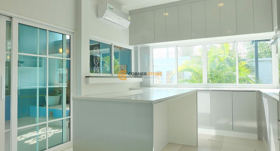 For rent 4 bedrooms house in Bang Lamung, Chonburi