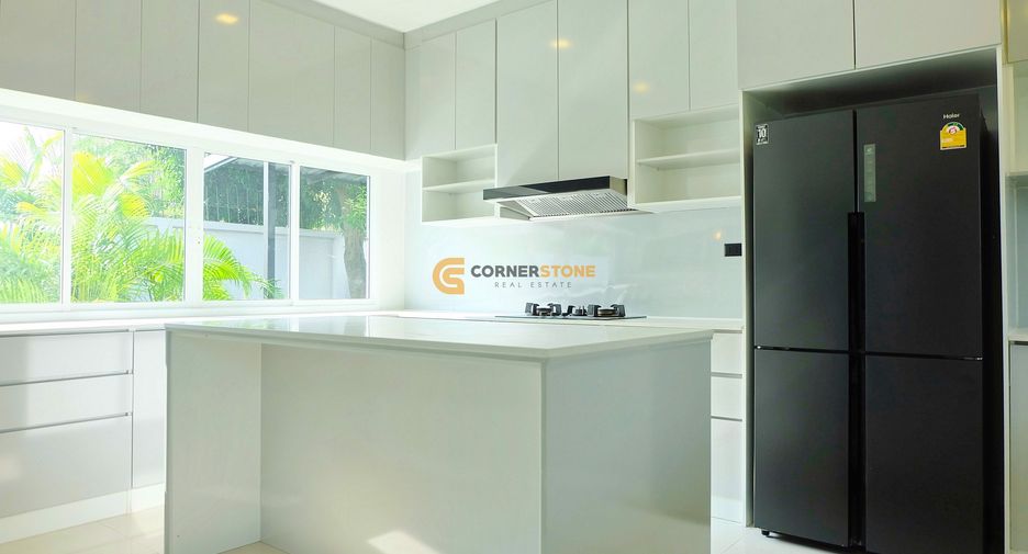 For rent 4 bedrooms house in Bang Lamung, Chonburi