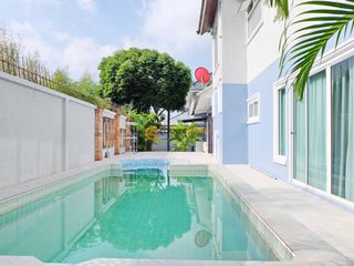 À louer 4 chambres maison à Bang Lamung, Chonburi