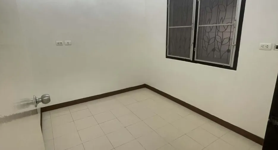 Apartment zum Kauf mit 2 Zimmer in Mueang Chiang Mai, Chiang Mai