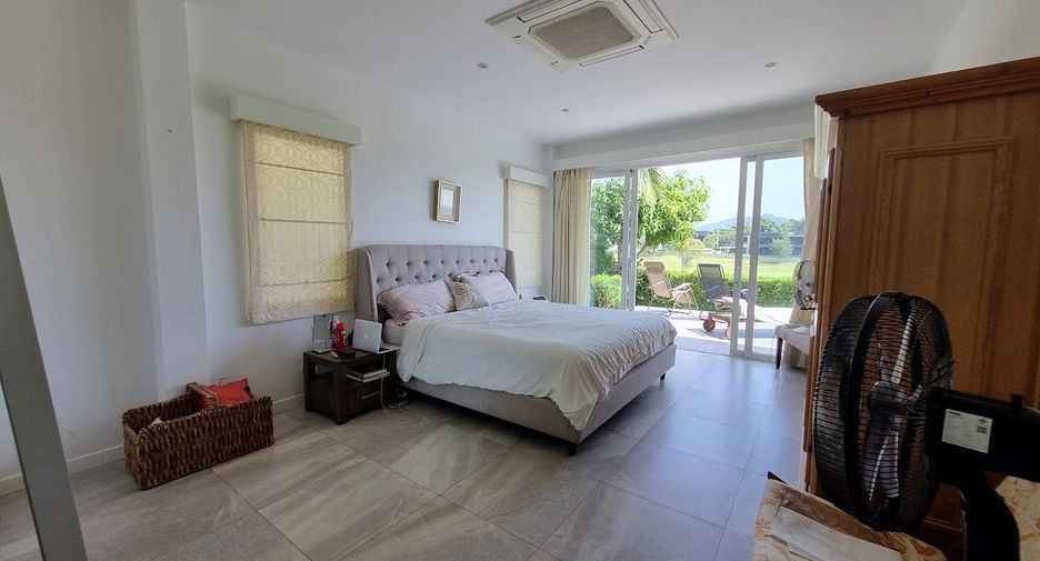 For sale 3 bedrooms villa in Hua Hin, Prachuap Khiri Khan