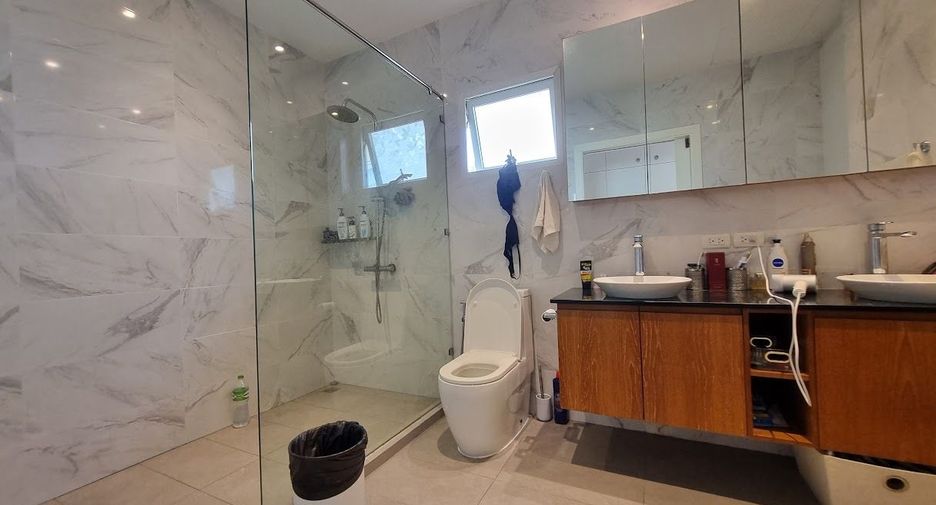For sale 3 bedrooms villa in Hua Hin, Prachuap Khiri Khan