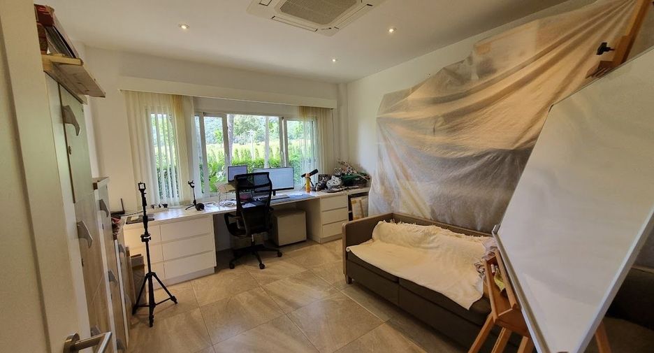 For sale 3 bedrooms villa in Hua Hin, Prachuap Khiri Khan