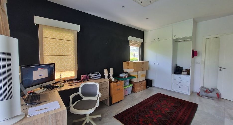 For sale 3 bedrooms villa in Hua Hin, Prachuap Khiri Khan