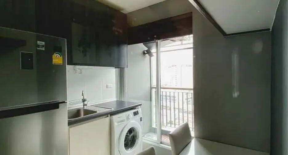 For sale 1 bed condo in Mueang Nonthaburi, Nonthaburi