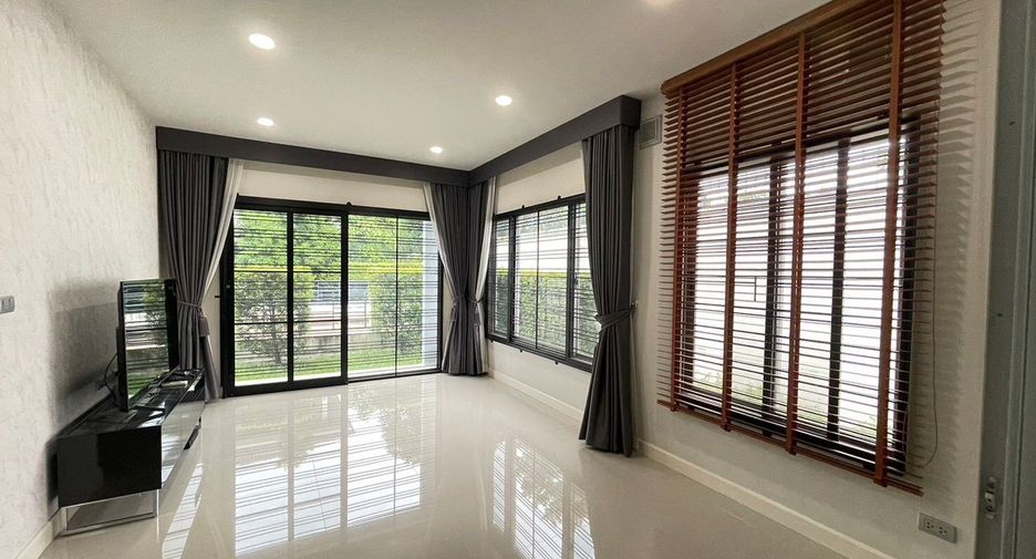 Casa en venta de 3 habitaciones en Mueang Nonthaburi, Nonthaburi