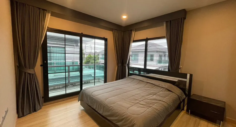 Casa en venta de 3 habitaciones en Mueang Nonthaburi, Nonthaburi