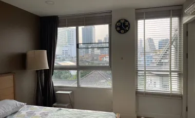 出售 和 出租 2 卧室 公寓 在 Watthana, 曼谷