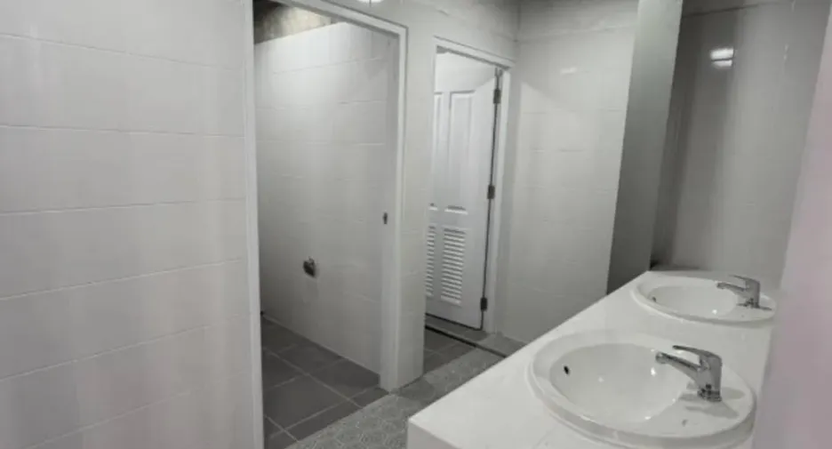 Haus zur Miete mit Studio in Bang Khun Thian, Bangkok