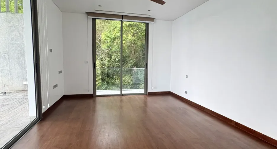 For sale and for rent 4 bedrooms condo in Thalang, Phuket