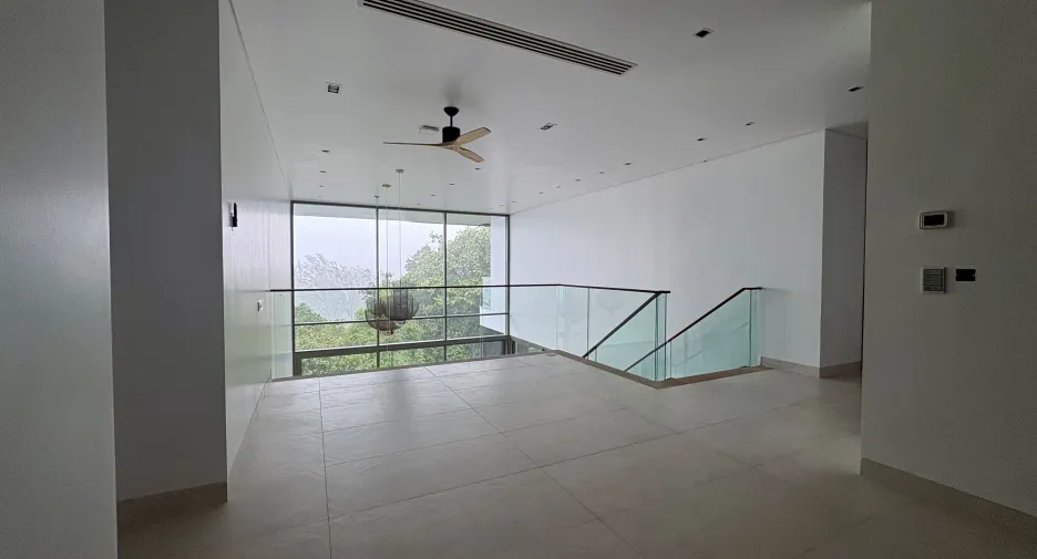 For sale and for rent 4 bedrooms condo in Thalang, Phuket