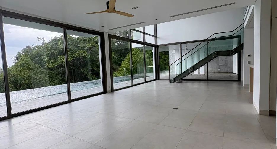 For sale and for rent 4 bedrooms condo in Thalang, Phuket