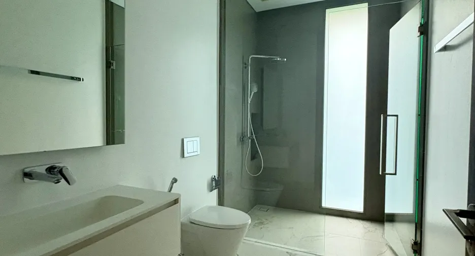 For sale and for rent 4 bedrooms condo in Thalang, Phuket