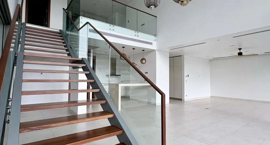 For sale and for rent 4 bedrooms condo in Thalang, Phuket