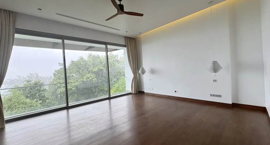 For sale and for rent 4 bedrooms condo in Thalang, Phuket