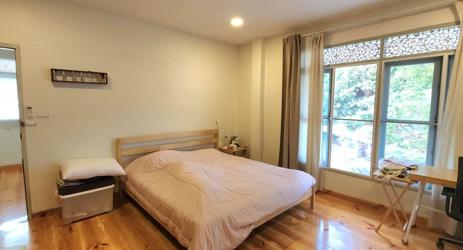 For sale 2 bedrooms house in Thawi Watthana, Bangkok