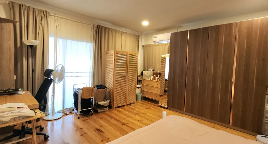 For sale 2 bedrooms house in Thawi Watthana, Bangkok