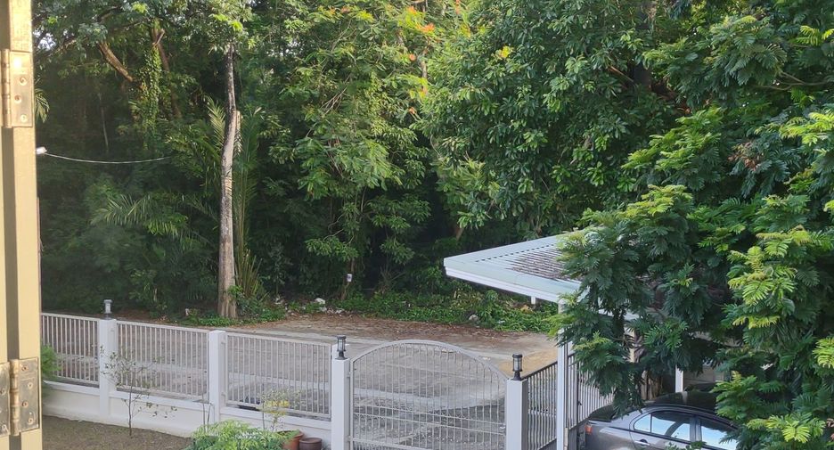 For sale 2 bedrooms house in Thawi Watthana, Bangkok