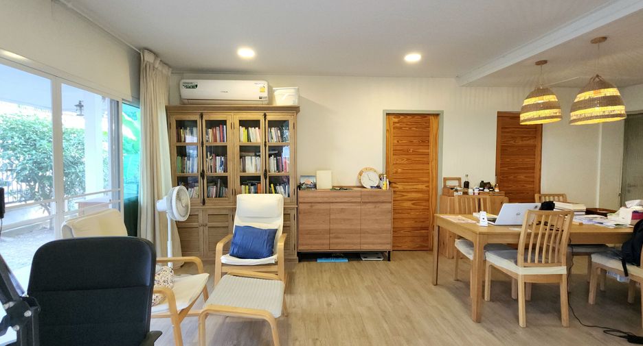 For sale 2 bedrooms house in Thawi Watthana, Bangkok