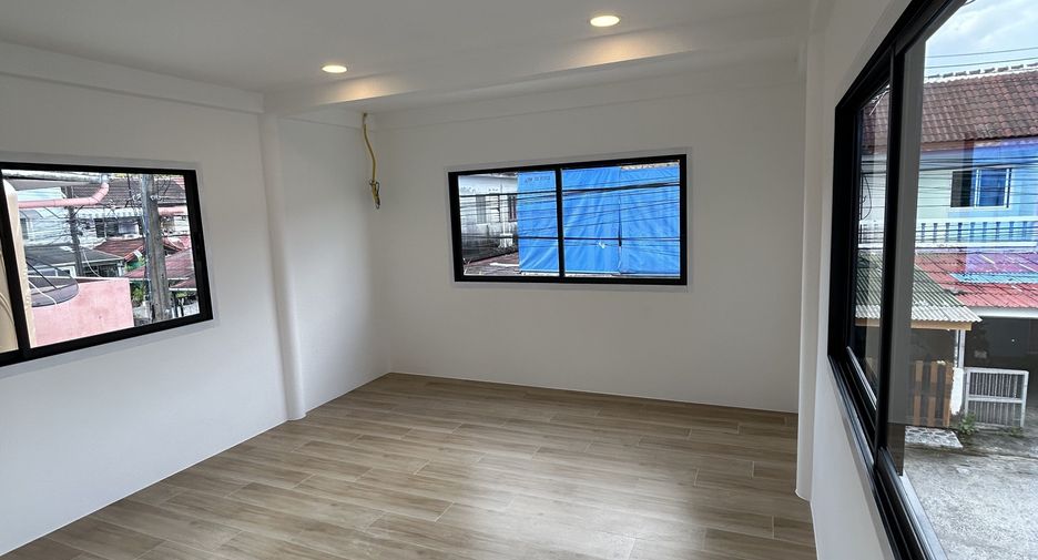 For sale 3 bedrooms townhouse in Mueang Phuket, Phuket